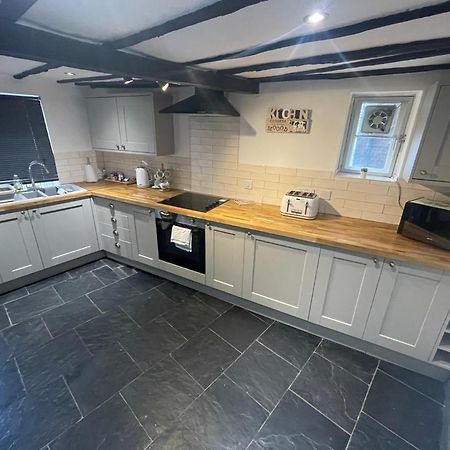 Quirky Cottage In The Heart Of Appleby Bagian luar foto